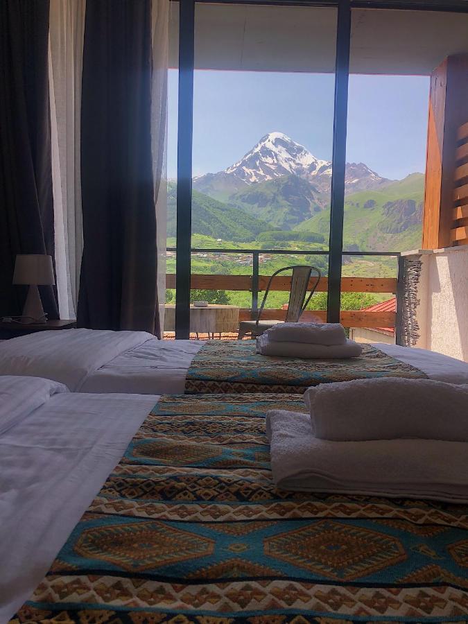 Capra Hotel Kazbegi Exterior foto