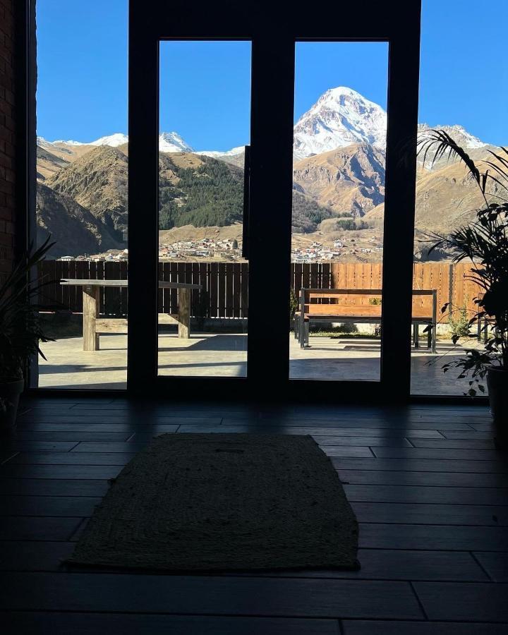 Capra Hotel Kazbegi Exterior foto