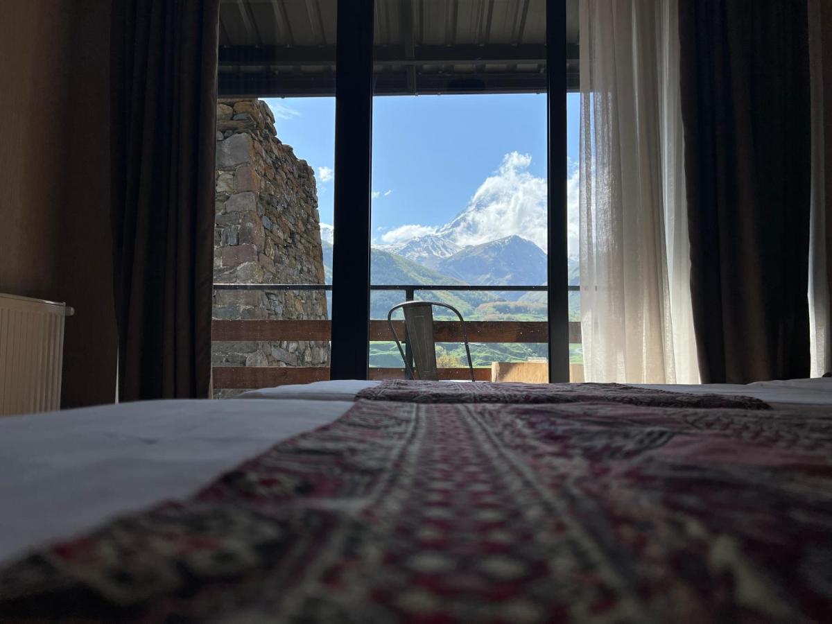 Capra Hotel Kazbegi Exterior foto